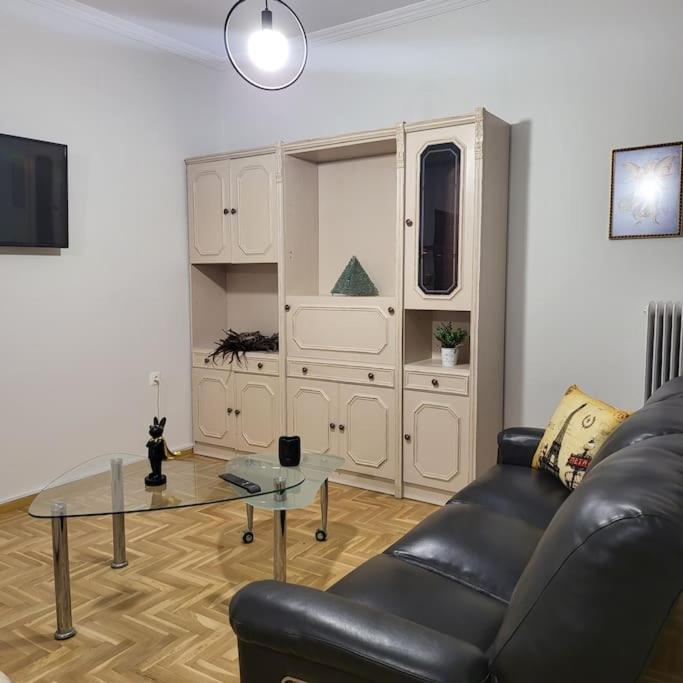 Great Apartment In Veria Buitenkant foto