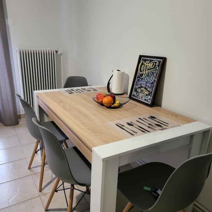 Great Apartment In Veria Buitenkant foto
